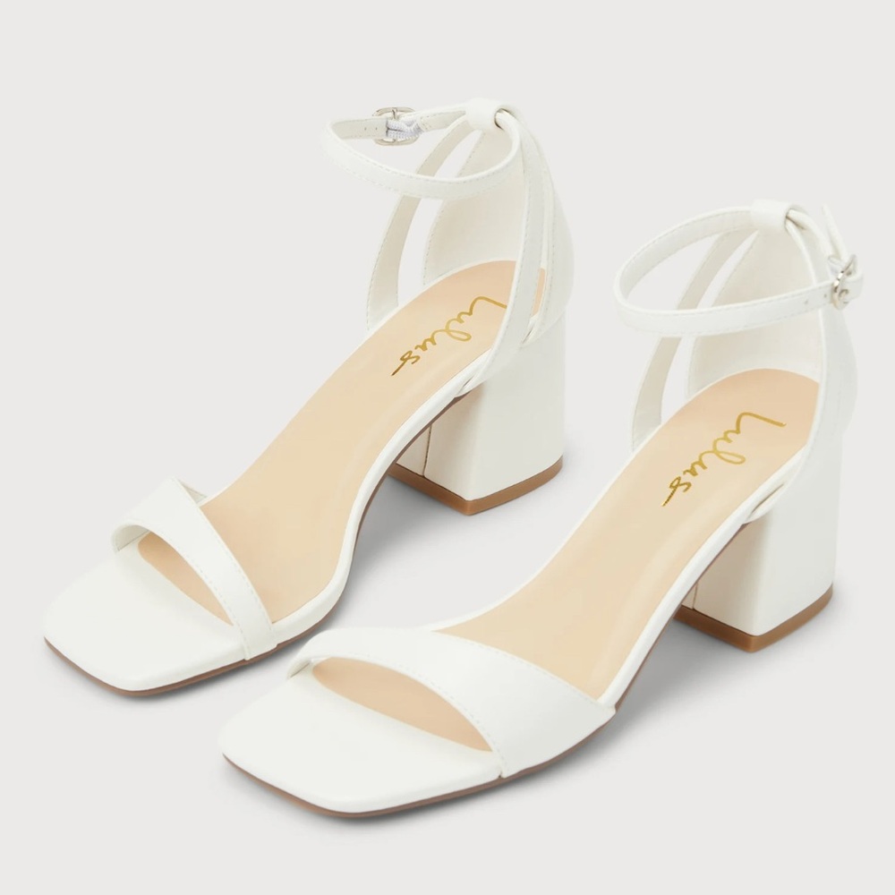 Lulus White Block Heel Sandals, Women’s Size 8